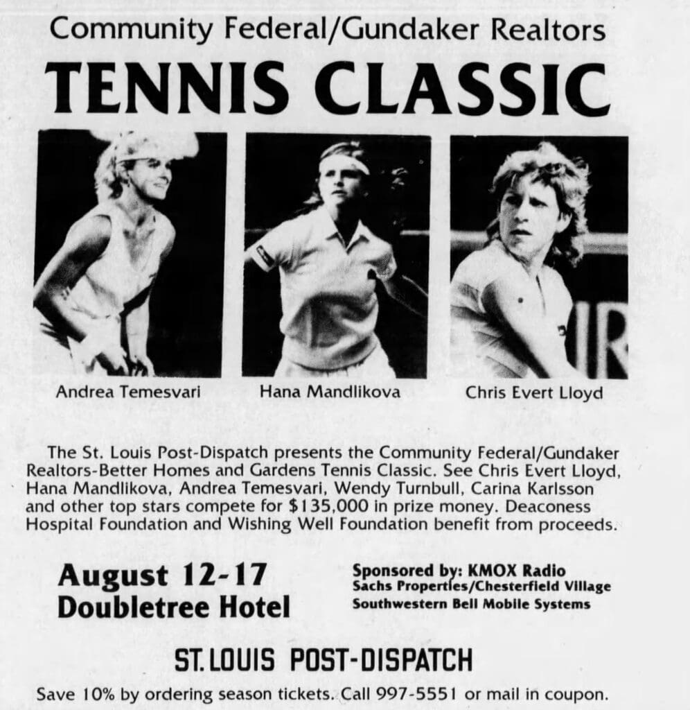 St. Louis 1985 (exhibition vs Evert, crowd view)